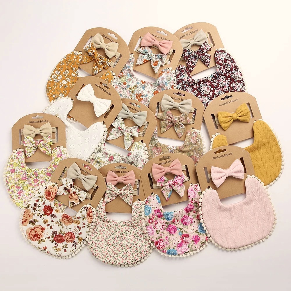 Matching Reversible Bib and Bow Set with Pom Poms for Baby Girl Red/Pink Floral